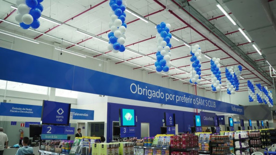 2023 CheckStand, exposição em checkout com monetização em painéis de LED - Autoria, Concepção e Gestão em Carrefour